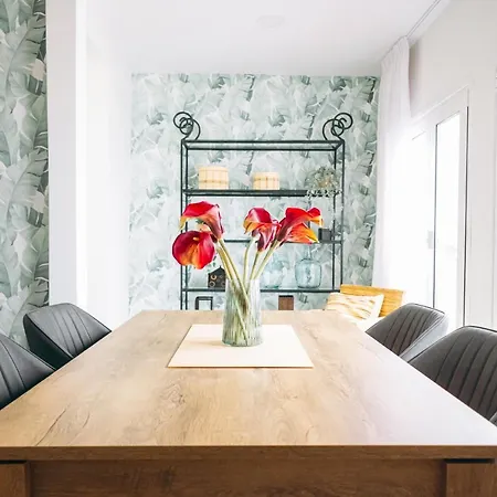 Club By Grupo Compostelana 4 *